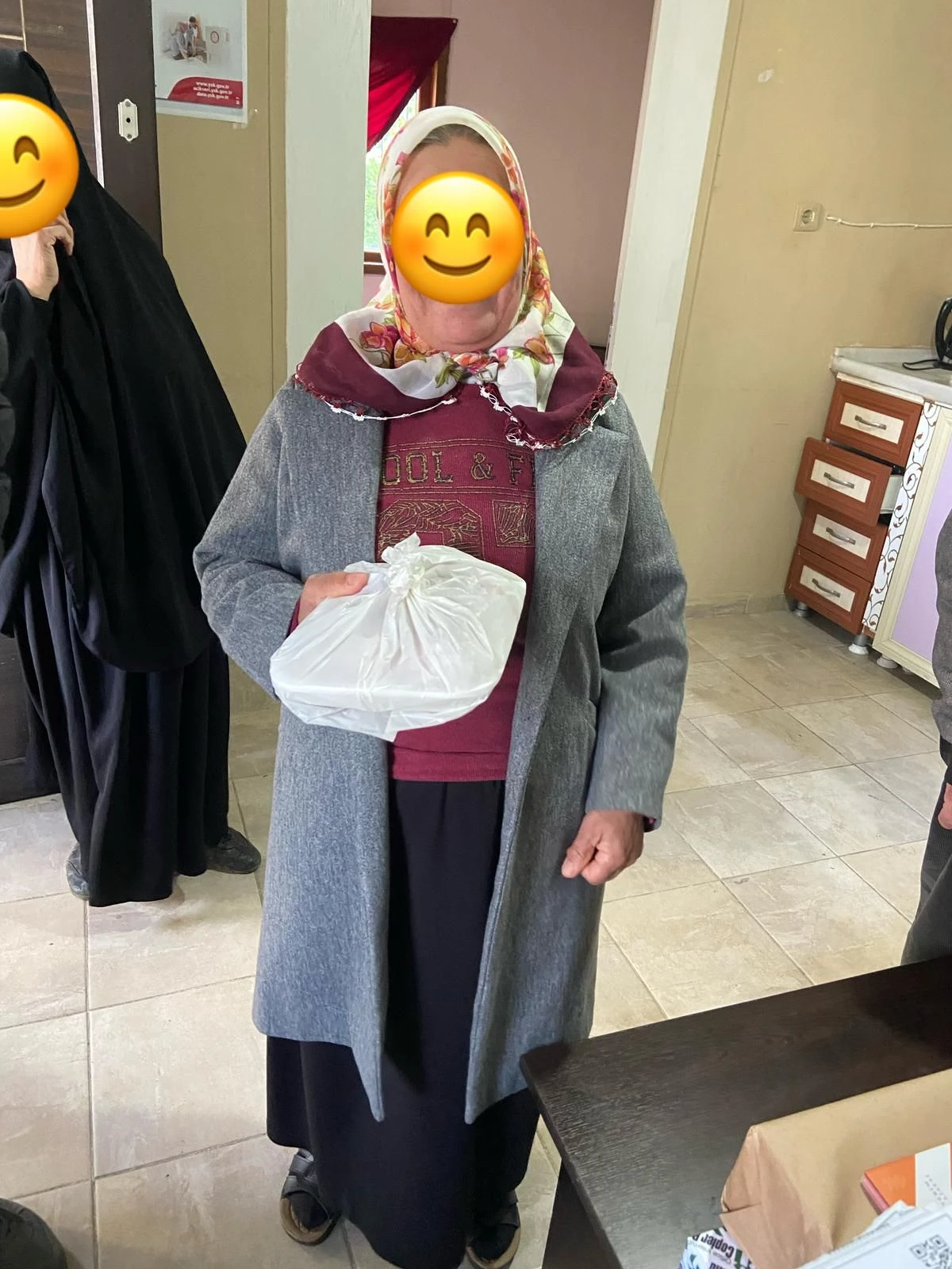 Arnavutköy Erzak Kolisi Dağıtımı