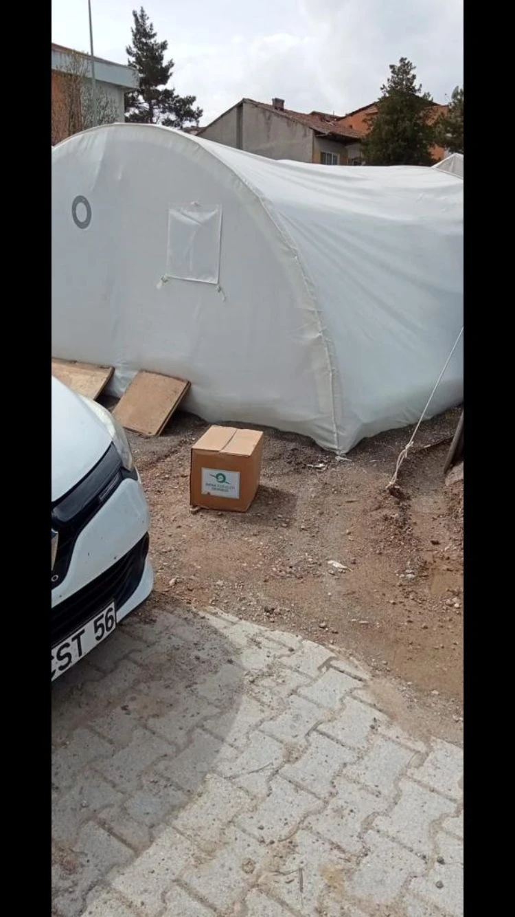 Depremzedelere Dağıtım
